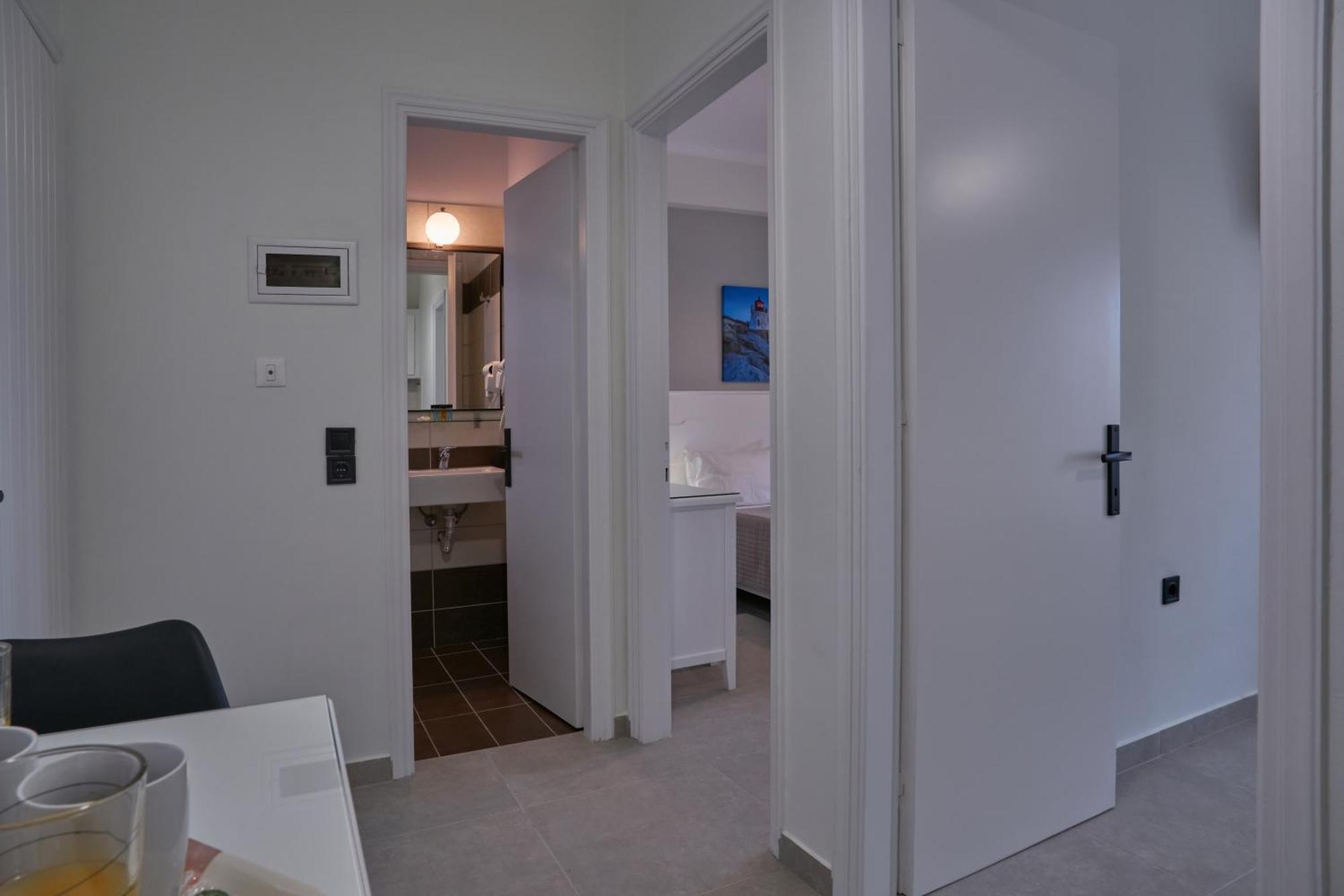 Fiona Apartments Рода Екстер'єр фото
